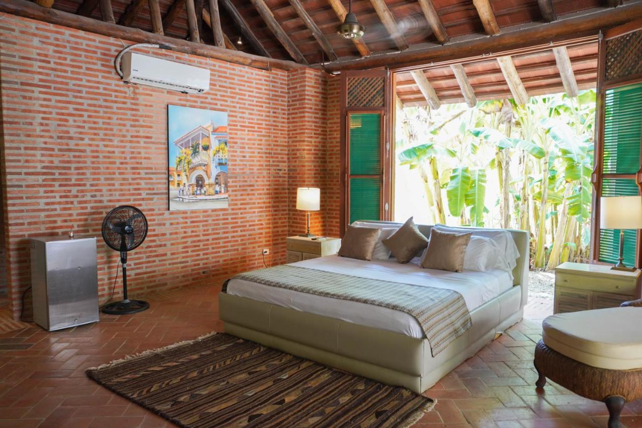 Castillete Hotel & Beach Club ティエラ・ボンバ エクステリア 写真