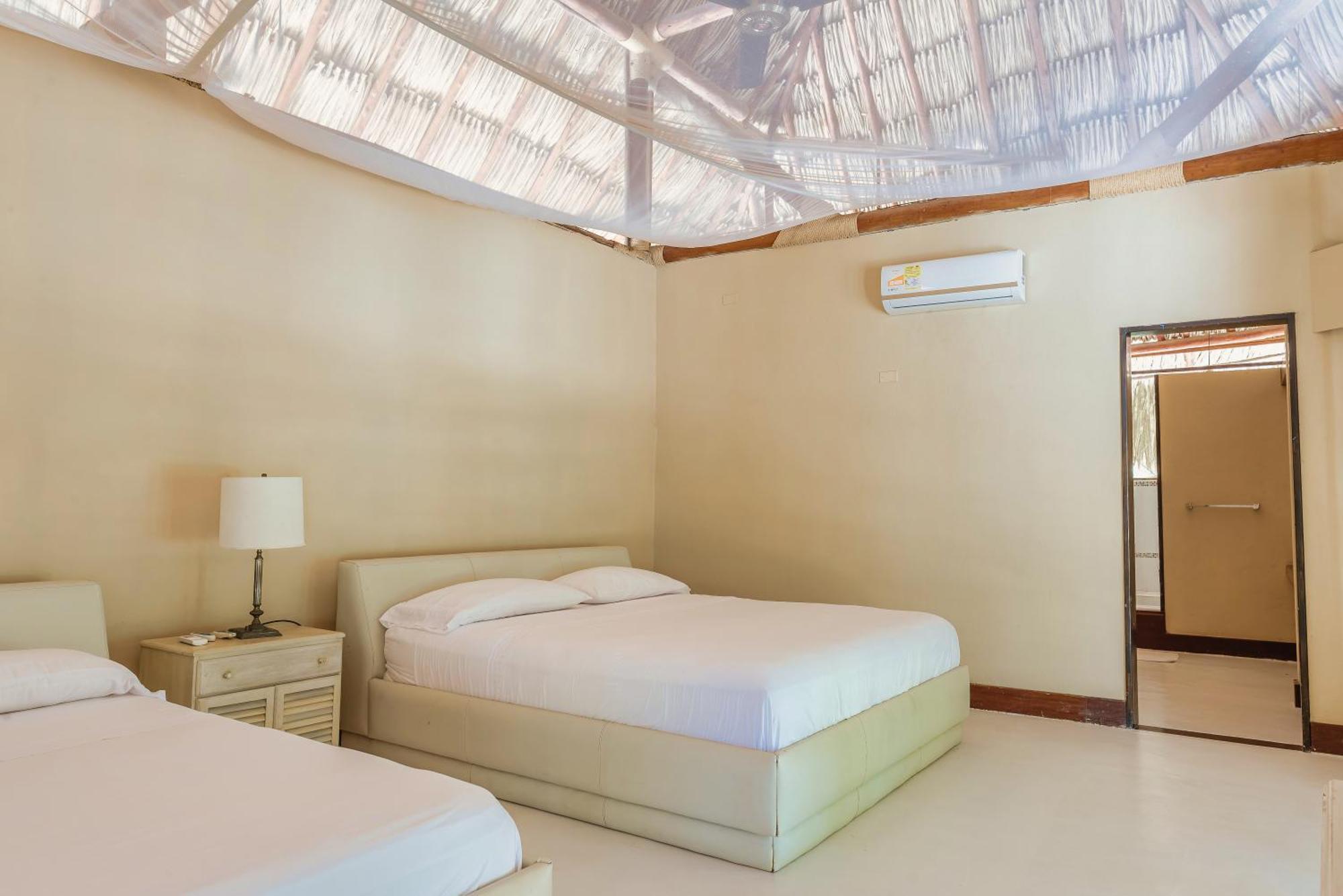 Castillete Hotel & Beach Club ティエラ・ボンバ エクステリア 写真